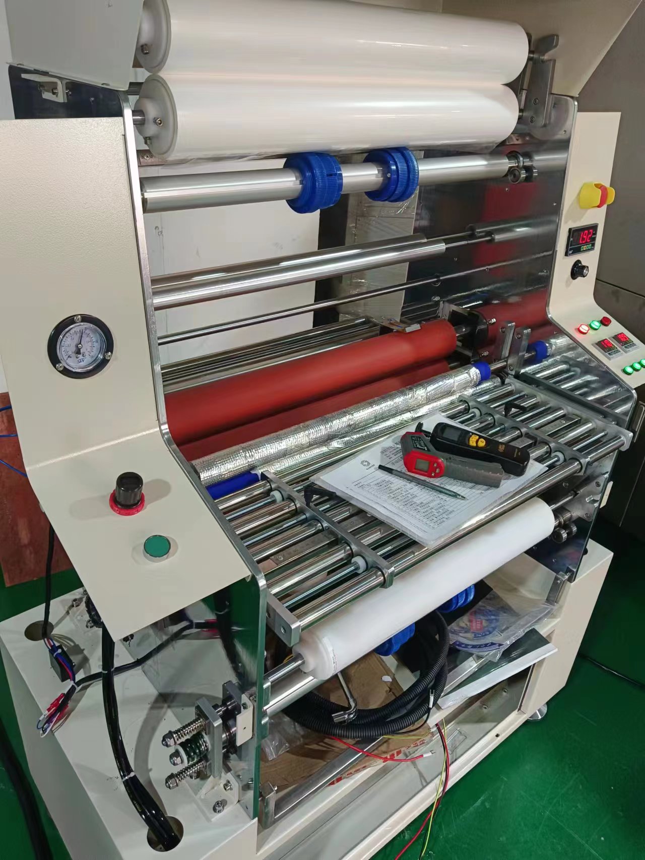 Key Benefits of Using Automatic Dry Film Laminating machine